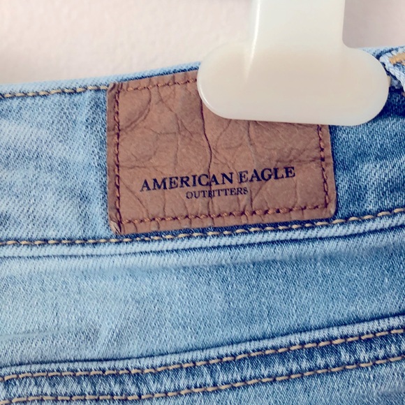 AE super stretch midi light denim shorts. - Picture 3 of 3